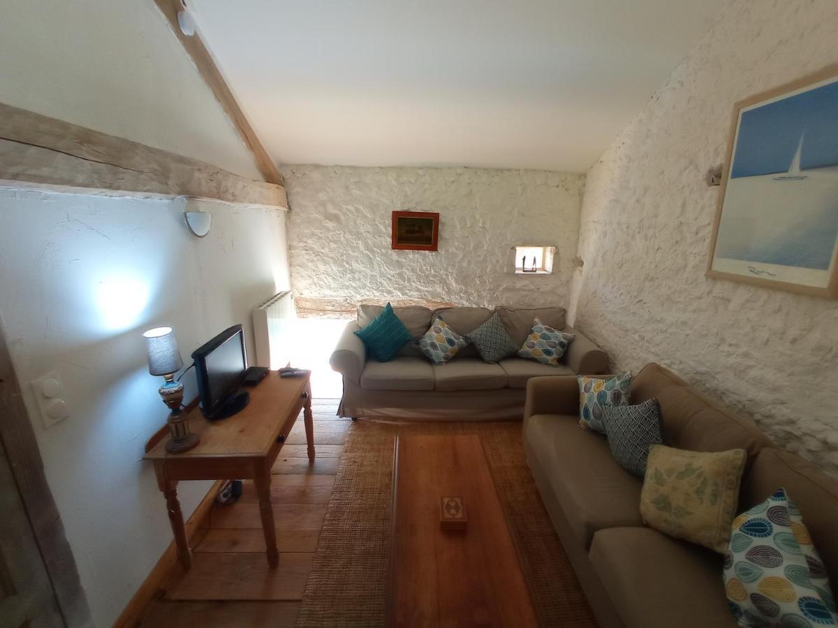 Appartement ecurie le buguet à Saint-Antoine-Cumond Extérieur photo